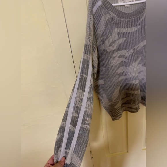 Oversized camo knit sweater - Picture 2 of 4